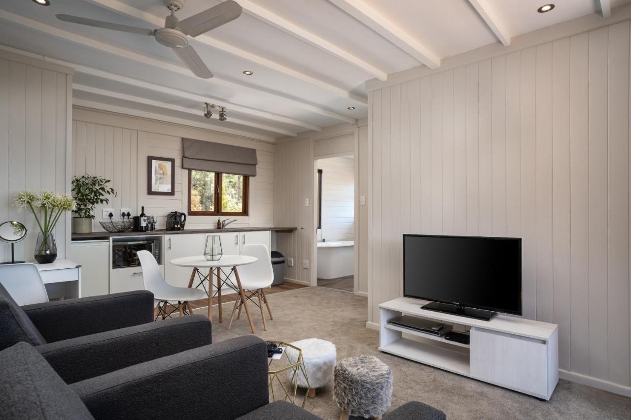 Lalapanzi Bed & Breakfast Somerset West